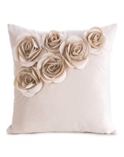 POSZEWKA FLORES 1 45 X 45 CM PUDROWY
